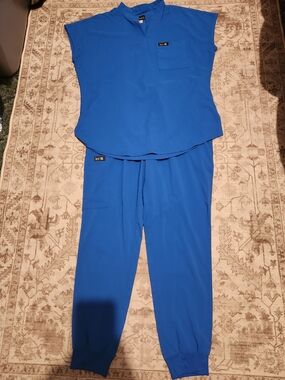 koi Royal Blue Jogger Scrub Set